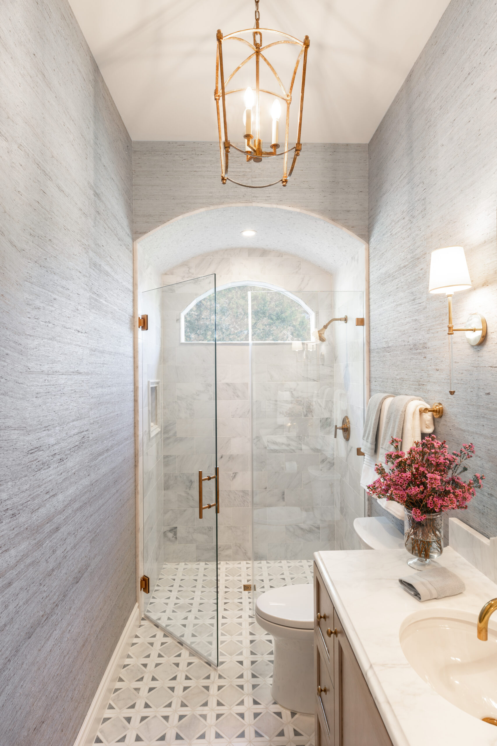 Jamie Naugle Interiors, Guest Bath